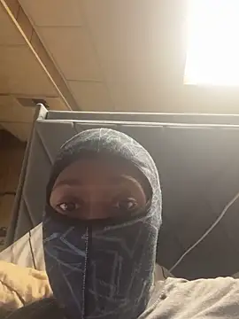 Snapshot of ProveYourLoyalty2 chatting on 02/06/26, 06:53 ProveYourLoyalty2 online show from 02/06/26, 06:53