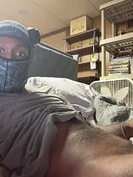 Snapshot of ProveYourLoyalty2 chatting on 02/05/26, 05:58 ProveYourLoyalty2 online show from 02/05/26, 05:58