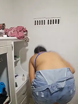 Cris18sexy online show from 05/31/26, 02:39