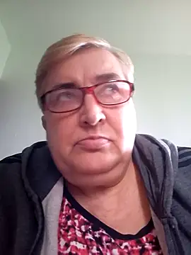 SusanStar874 online show from 06/01/26, 02:17