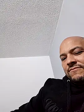 InstintoElite online show from 02/25/26, 02:23