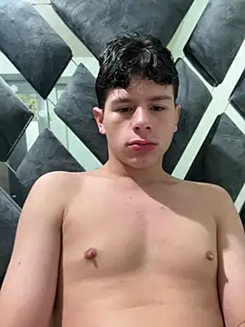 Snapshot of Andy12912 chatting on 02/20/26, 08:00 Andy12912 online show from 02/20/26, 08:00