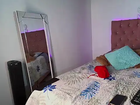 Tiffany pussyhott online show from 02/03/26, 10:42