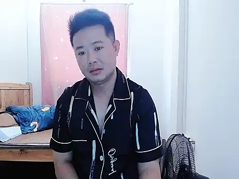 wwwhh777 online show from 04/12/26, 03:54