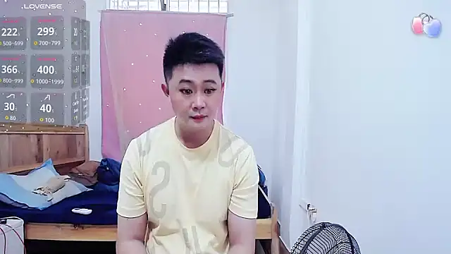 wwwhh777 online show from 04/07/26, 06:26