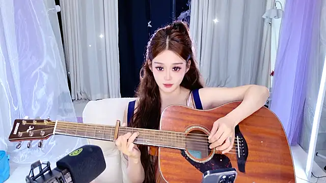 Snapshot of Dancer_Lucky-Nini chatting on 03/08/26, 12:27 Dancer Lucky-Nini online show from 03/08/26, 12:27