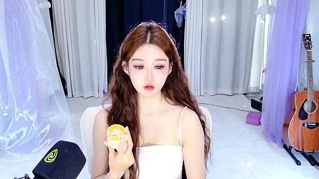 Snapshot of Dancer_Lucky-Nini chatting on 03/13/26, 04:06 Dancer Lucky-Nini online show from 03/13/26, 04:06