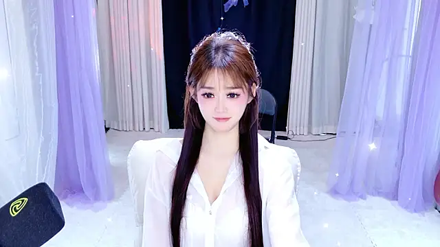 Snapshot of Dancer_Lucky-Nini chatting on 04/11/26, 08:29 Dancer Lucky-Nini online show from 04/11/26, 08:29