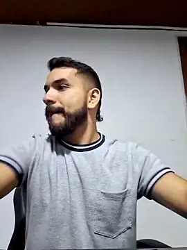 Snapshot of noa_desire chatting on 02/08/26, 08:06 noa desire online show from 02/08/26, 08:06