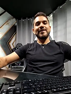 Snapshot of noa_desire chatting on 02/22/26, 10:11 noa desire online show from 02/22/26, 10:11