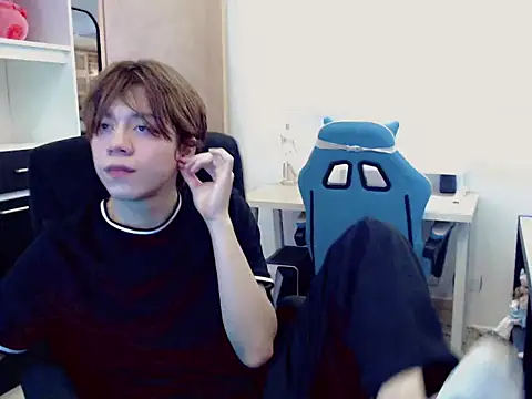 duvisex19 online show from 02/12/26, 08:52