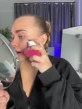 Snapshot of MonicaWestt chatting on 02/24/26, 06:47 MonicaWestt online show from 02/24/26, 06:47