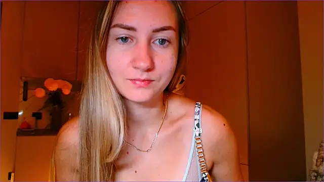 BluueSilk online show from 11/11/25, 05:46