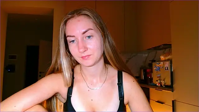 BluueSilk online show from 11/17/25, 07:45