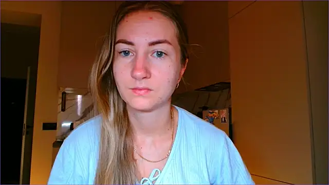 BluueSilk online show from 11/18/25, 06:17