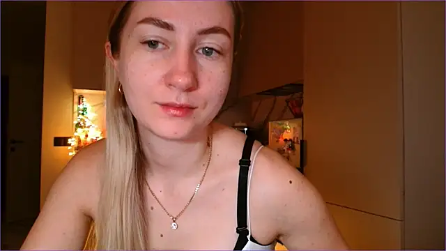 BluueSilk online show from 02/17/26, 06:11