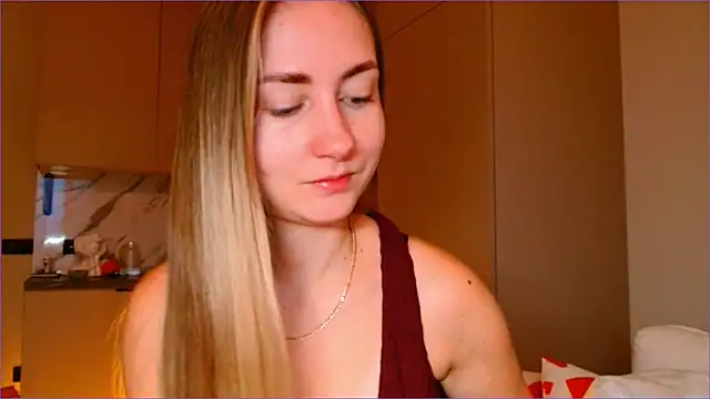 BluueSilk online show from 11/27/25, 06:03