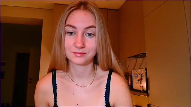 BluueSilk online show from 12/22/25, 06:13