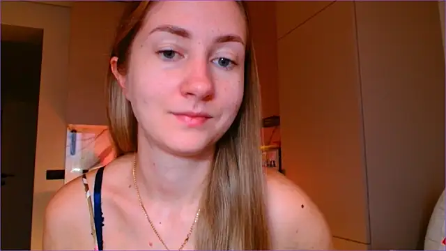 BluueSilk online show from 12/04/25, 06:56