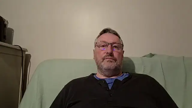 doudou310 online show from 04/04/26, 03:46