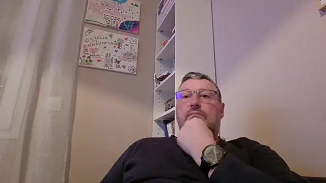 doudou310 online show from 03/31/26, 04:14