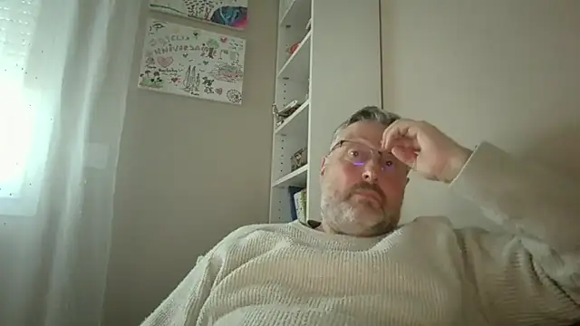 doudou310 online show from 03/26/26, 05:22