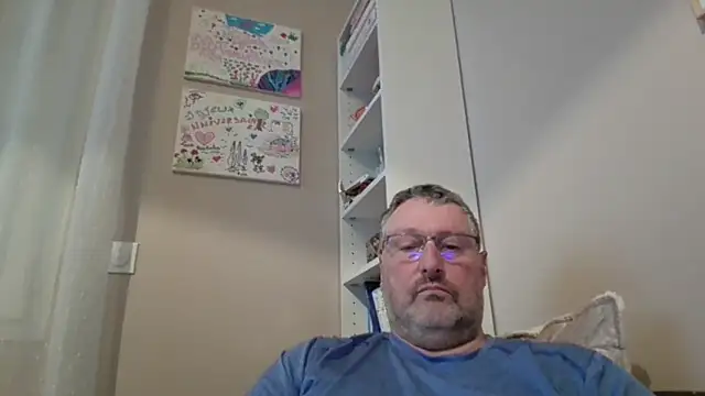 Snapshot of doudou310 chatting on 02/12/26, 06:02 doudou310 online show from 02/12/26, 06:02