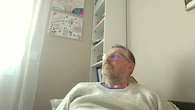 doudou310 online show from 03/22/26, 04:19