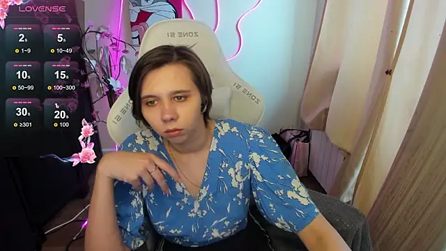 Scarlet Sirenn online show from 02/17/26, 08:33