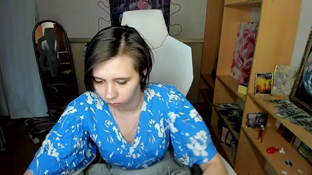 Scarlet Sirenn online show from 02/14/26, 09:09