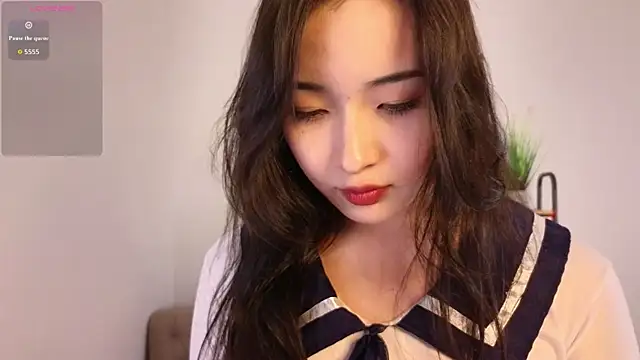 Snapshot of Noiry_Vuvez chatting on 06/10/26, 08:10 Noiry Vuvez online show from 06/10/26, 08:10
