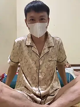 Snapshot of holl110 chatting on 03/01/26, 12:49 holl110 online show from 03/01/26, 12:49