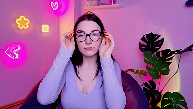 AliceChanel online show from 02/04/26, 03:12