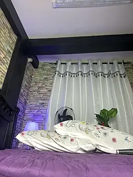 SluttyEll online show from 02/01/26, 07:45