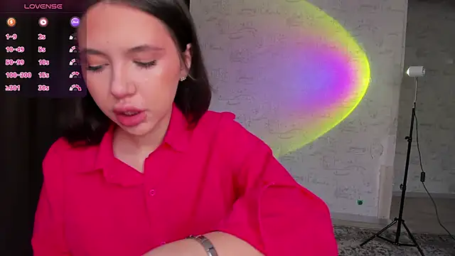 Snapshot of Hey_Mia chatting on 02/24/26, 04:24 Hey Mia online show from 02/24/26, 04:24