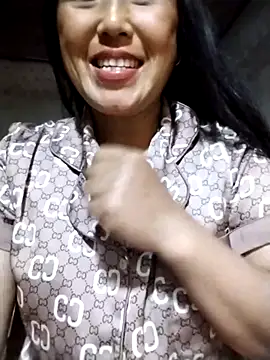 Tina-beo online show from 04/10/26, 10:17