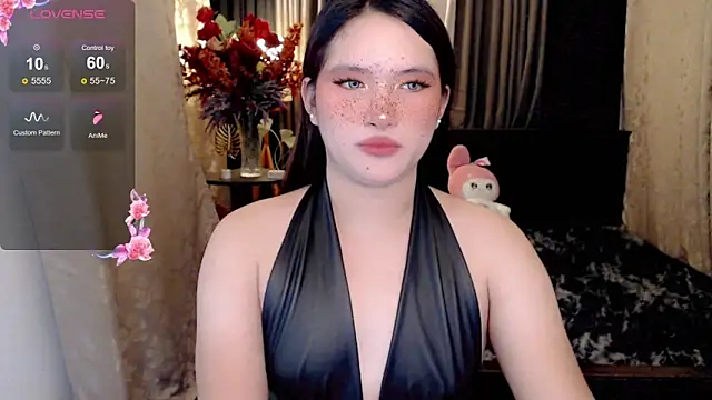 Snapshot of IsabellaXoXo69 chatting on 06/17/26, 12:00 IsabellaXoXo69 online show from 06/17/26, 12:00
