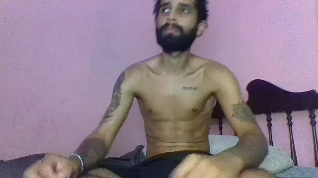 Snapshot of casal_atrevido chatting on 02/21/26, 04:53 casal atrevido online show from 02/21/26, 04:53