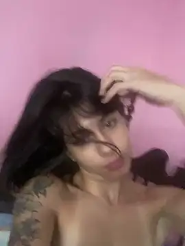 Snapshot of casal_atrevido chatting on 02/06/26, 12:01 casal atrevido online show from 02/06/26, 12:01