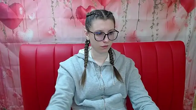 LilianaShine online show from 04/01/26, 05:09