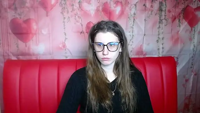 LilianaShine online show from 02/11/26, 06:02