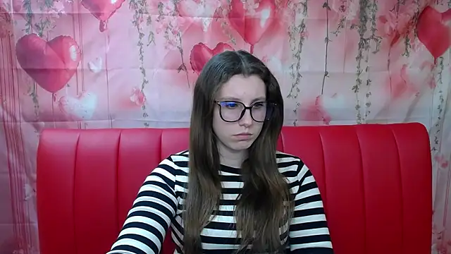 LilianaShine online show from 03/18/26, 02:19