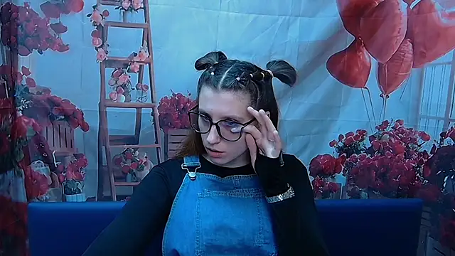 LilianaShine online show from 03/08/26, 06:17