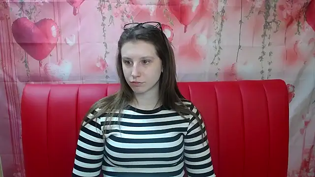 LilianaShine online show from 05/06/26, 05:11