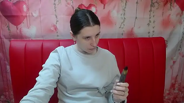 LilianaShine online show from 05/05/26, 05:10