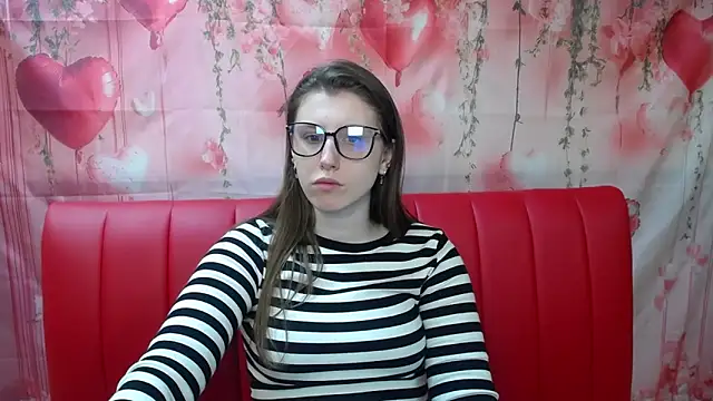 LilianaShine online show from 05/30/26, 05:03
