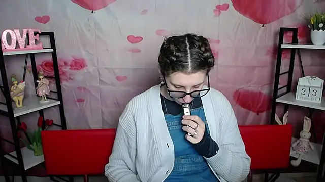 LilianaShine online show from 02/23/26, 06:14