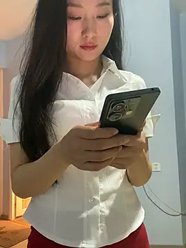 XiaoGui10 online show from 02/28/26, 03:11