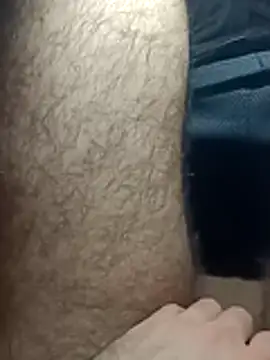 Snapshot of Erkegin001 chatting on 02/22/26, 12:13 Erkegin001 online show from 02/22/26, 12:13