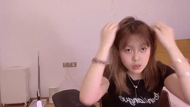 SM JIAJIA ZL online show from 05/26/26, 06:39